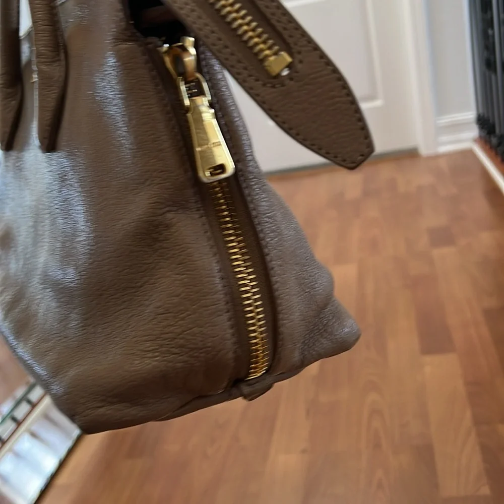 Beautiful Miu Miu used in good conditions - Picture 3 of 12